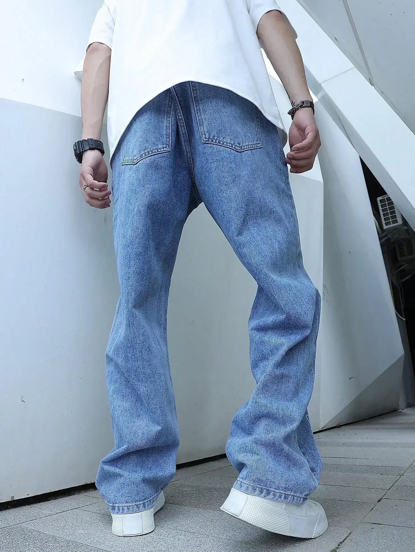 GRIND LIGHTNING Baggy Jeans