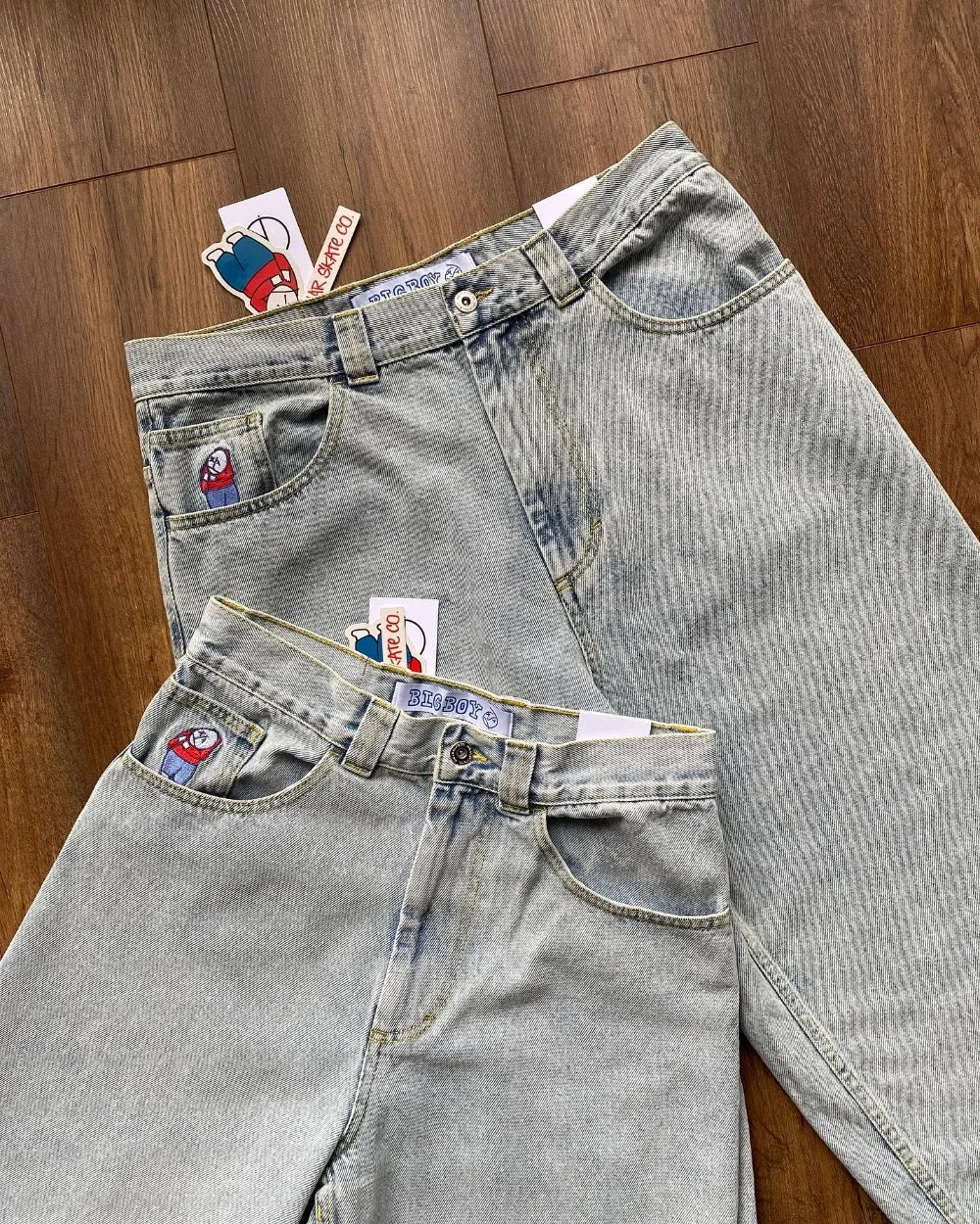 GRIND LOOSE Embroidery Baggy Jeans